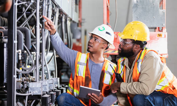 Best Emergency Electrical Repair  in Osceola, MO